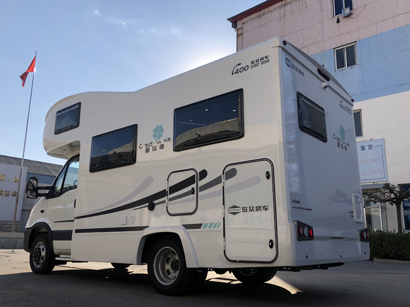 舒適、空間、安全，樣樣具備的房車